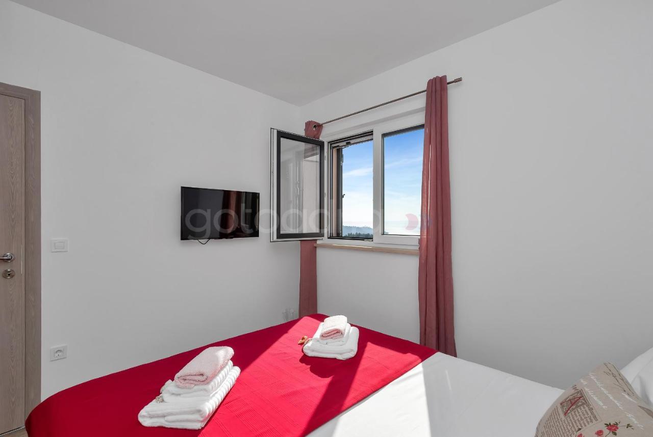 Luxury Apartment Poseidon - Free Beach Parking Makarska Eksteriør billede